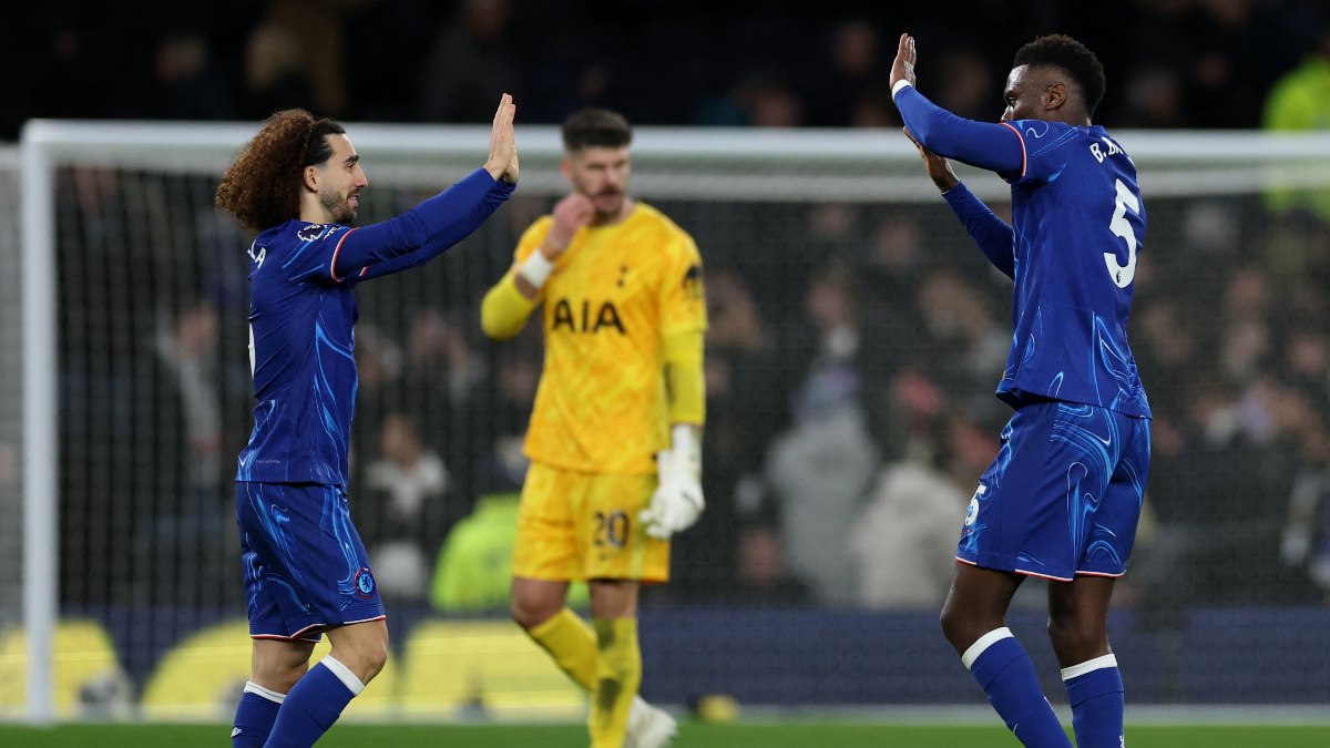 Chelsea, 7 gollü maçta Tottenham’ı devirdi