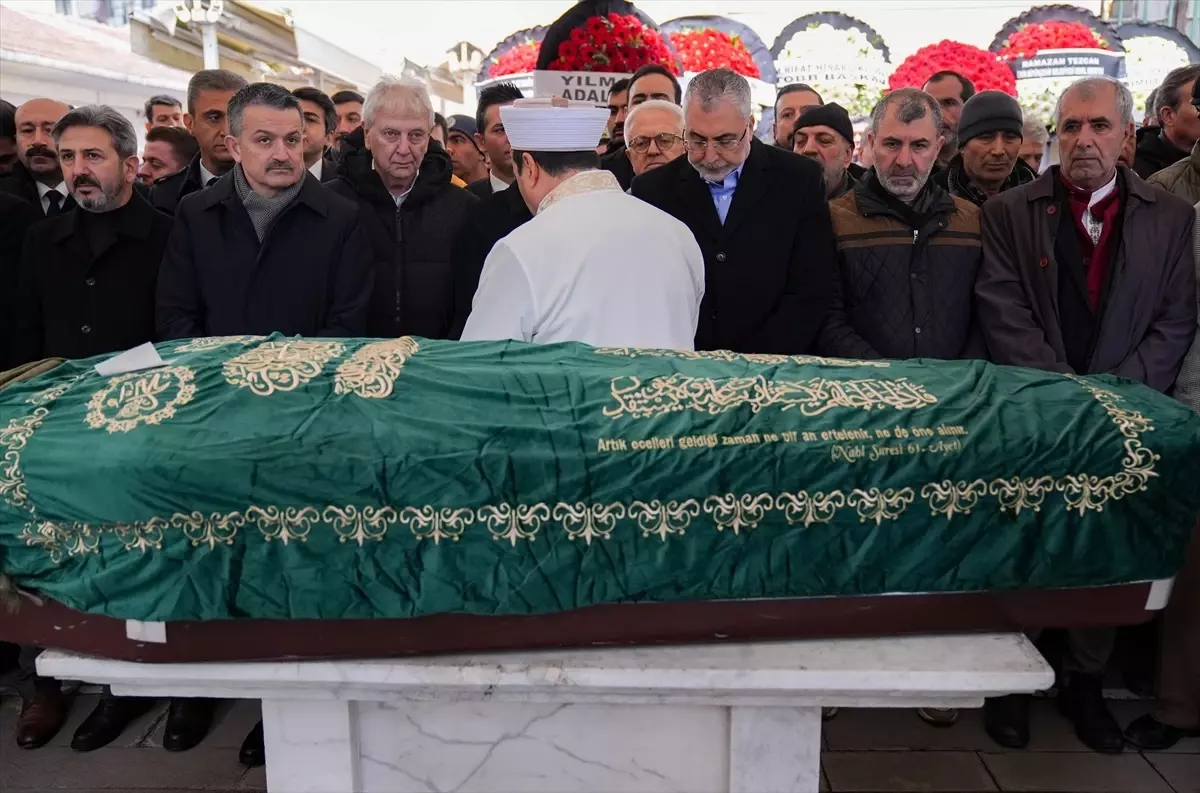Bakan Işıkhan’ın Ablası Son Yolculuğuna Uğurlandı