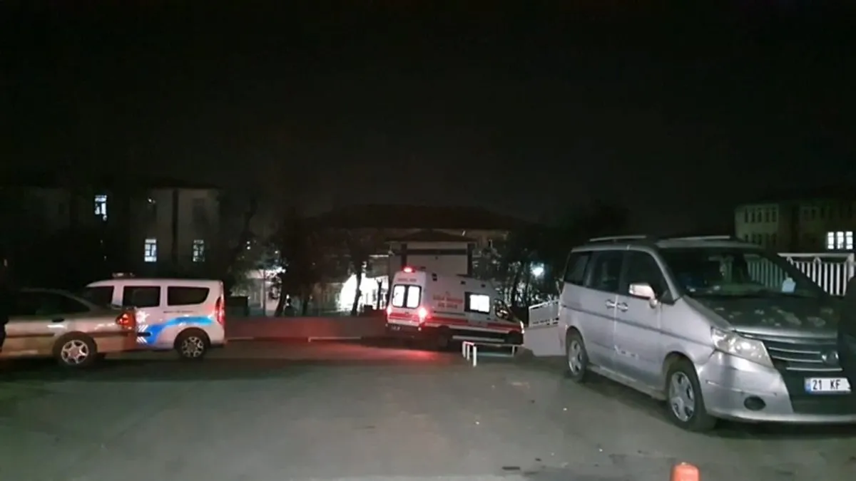 Diyarbakır’da iki aile arasında kavga çıktı: 1 ağır, 4 yaralı!