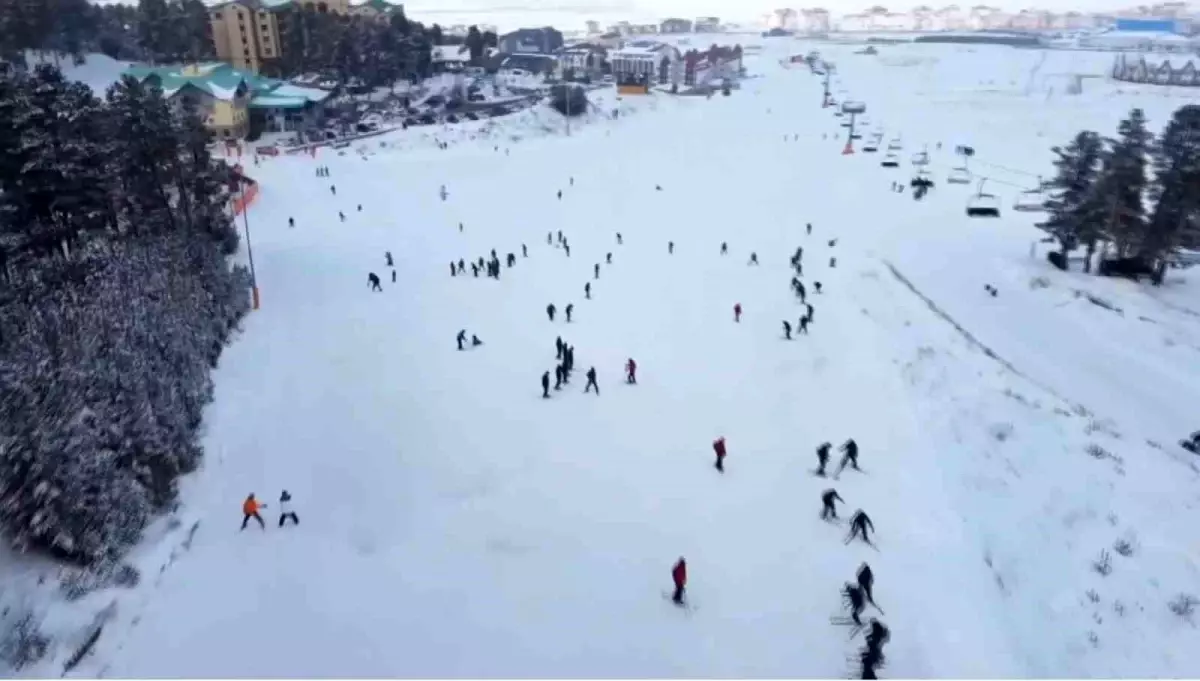 Sarıkamış Kayak Merkezi’nde Kış Keyfi