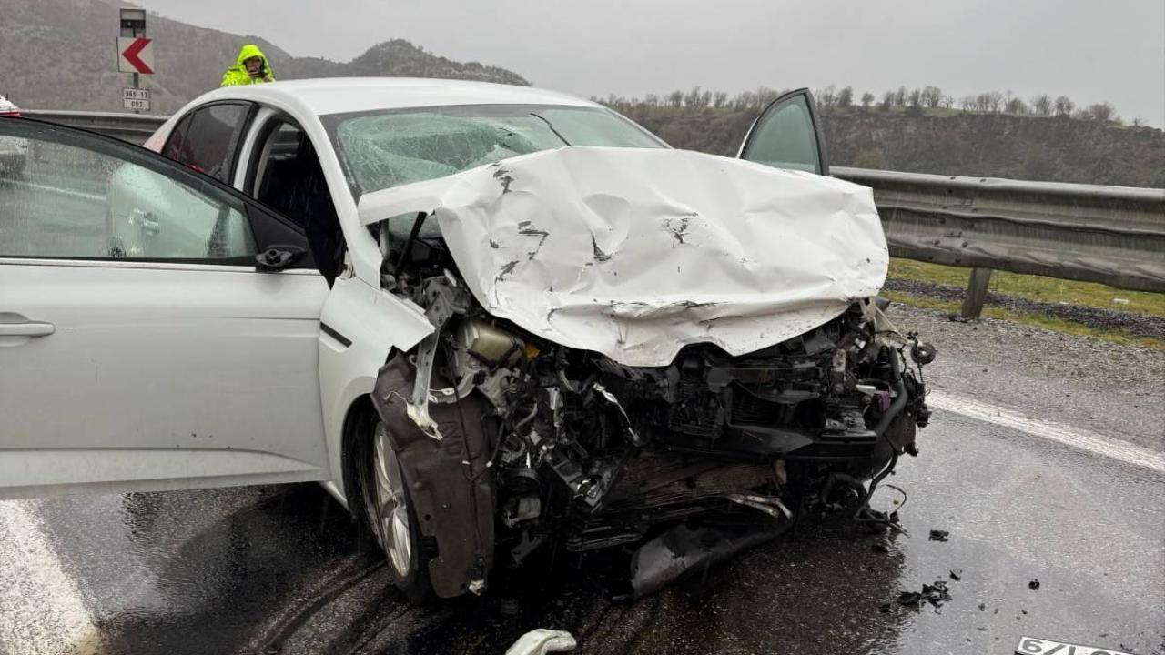 Bitlis’te trafik kazası: 1 ölü, 1 yaralı