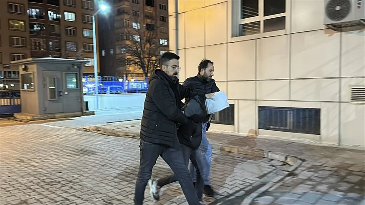 Darp edip sosyal medyada paylaştı: 17 yaşındaki şahıs kıskıvrak yakalandı!
