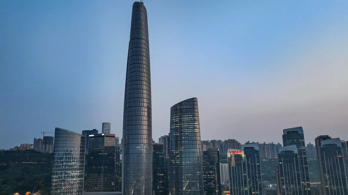 Chongqing’de Gökdelen Tamamlandı
